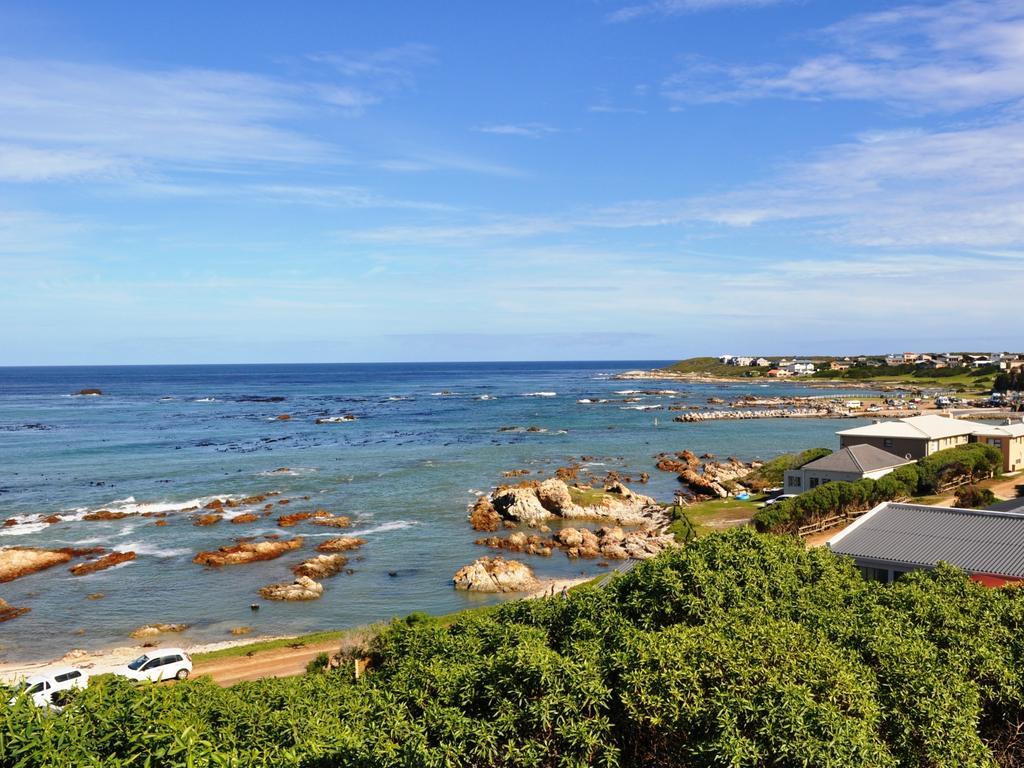 Great White Accommodation Kleinbaai Ngoại thất bức ảnh