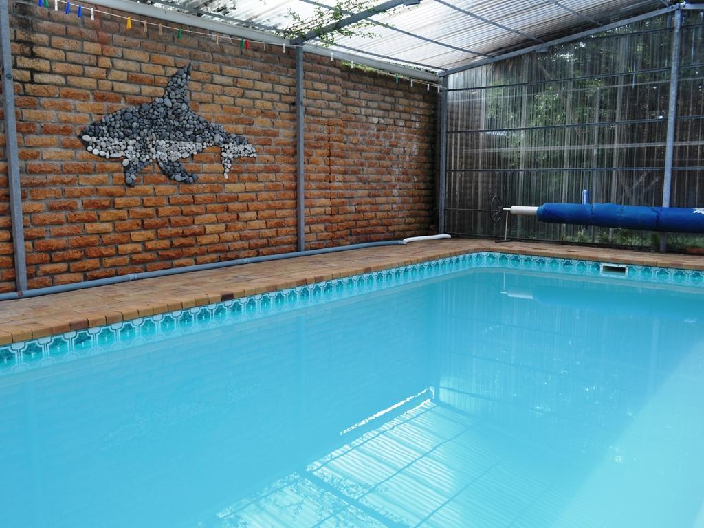 Great White Accommodation Kleinbaai Ngoại thất bức ảnh