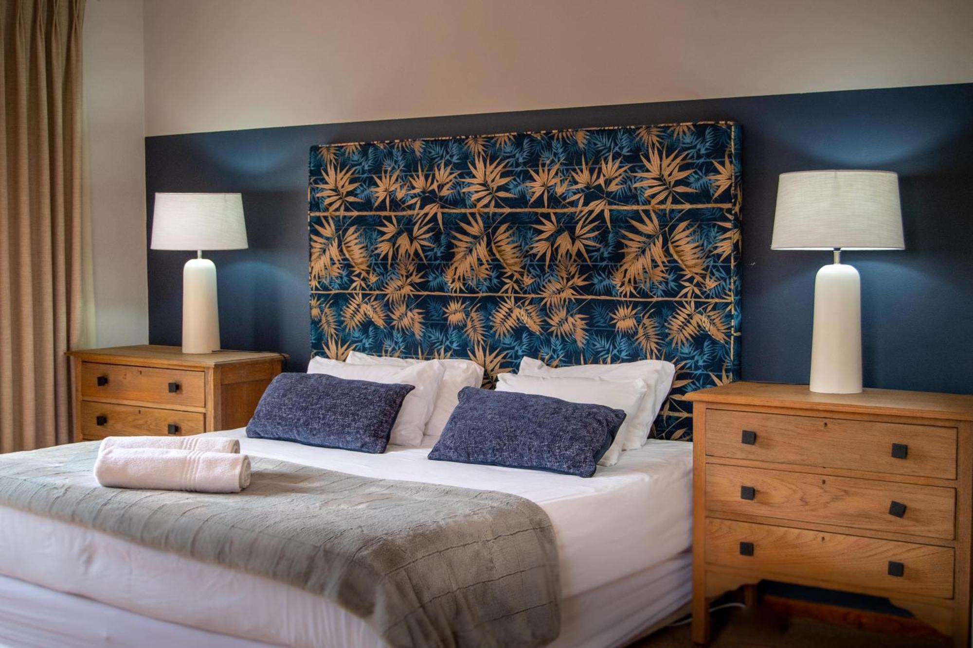 Great White Accommodation Kleinbaai Ngoại thất bức ảnh